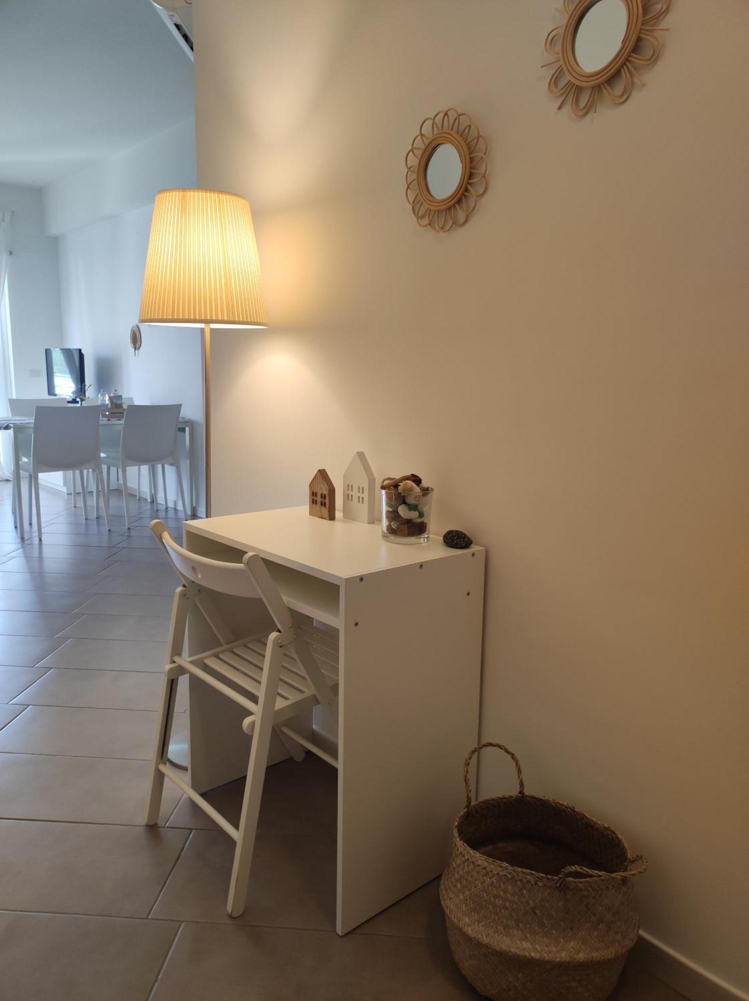 Appartamenti Vacanze Villa Meo Villafranca Tirrena Bagian luar foto